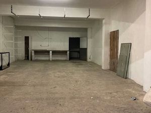 Local 100m² à Mougins