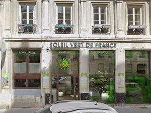 Local commercial 233 m²