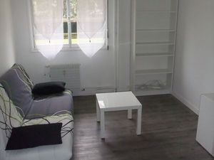 Loue studio meublé 18m² 750 H.C