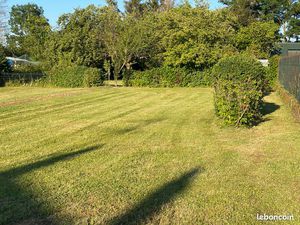 Terrain constructible à Malroy