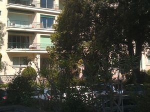 T5 A LOUER 13008 2em PRADO