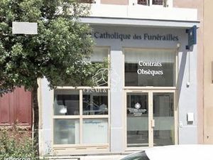 Local 73 m² Villeurbanne