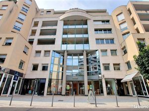 Appartement 4 pièces 77 m²