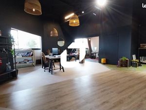 Local d'activité 1 115 m²