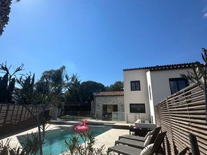 À canet village  villa 5 chambres  piscine