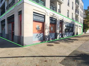 Local commercial 337 m² GUYANCOURT