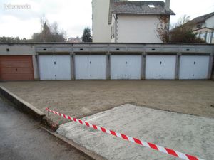Garage voiture  déménagement limoges