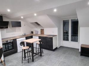 Location t2 neuf quai claude bernard grenoble