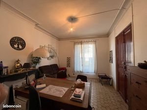 Murs  local professionnel