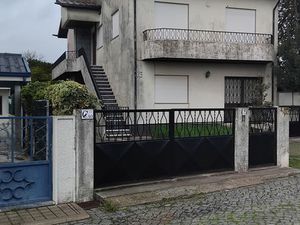 Loue maison 2 étages 5km aéroport de porto
