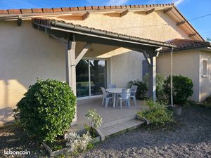 Maison mitoyenne à l'année