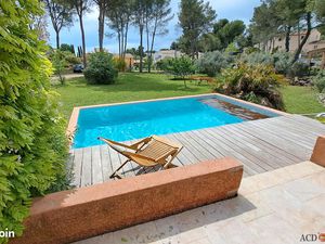 Villa 6 pièces 157 m²