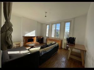 T4 à côté de l’hôpital Pellegrin