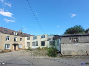 Maison 126m² avec grand atelier d'environ 300m²