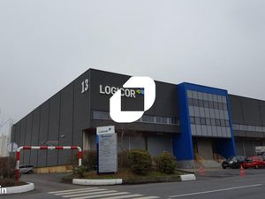 Local d'activité 1 160 m²