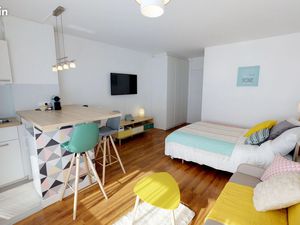 Hypercentre - Meublé 31 m² avec balcon  parking sécurisé  tout compris