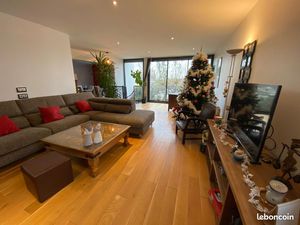Maison de ville 180 m² – Quartier Saint-Pavin – Jardin & Garage