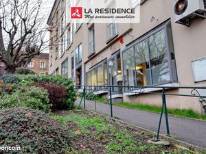 Local commercial 60 m²