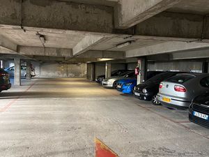 Parking CERGY CENTRE pour investisseur rentabilité 10%