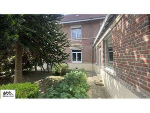 Maison 9 pièces 232 m²