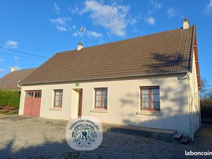 PORTBAIL-SUR-MER Denneville bourg. Pavillon à rafraichir avec terrain constructible