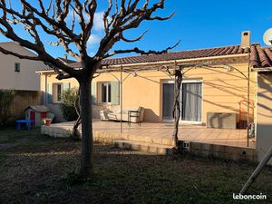 Loue Villa 95 m² Pernes les Fontaines