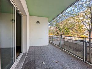 T4 traversant proche métro avec garage et frais de notaire réduits