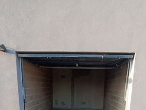 Garage à louer