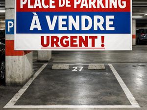 Urgent Place de parking à vendre