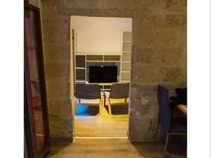 Part loue T2 meublé avec wifi