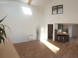 Appartement type loft - Lumineux - Calme - Parking Privé