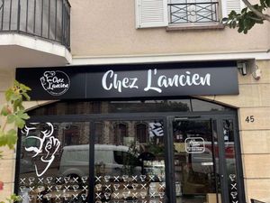 2 locaux de restauration / tout commerce – Face à la gare de Saint-Gratien