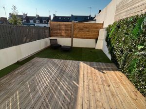 Appartement lumineux avec grande terrasse plein Sud