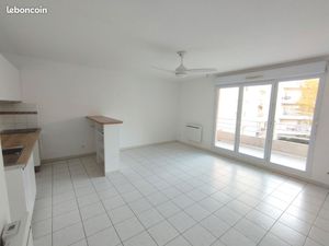 AIX-EN-PCE (13090) - Appartement T3 avec terrasse et parking sous-sol