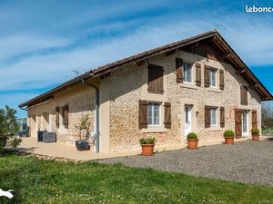 Ferme 7 pièces 241 m²