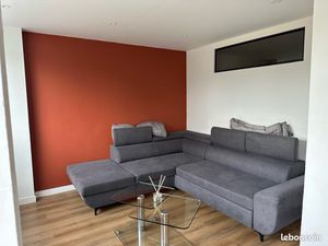 Duplex 3 chambres avec stationnement