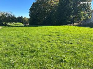 Vends Grand terrain 1750m2 constructible avec CU