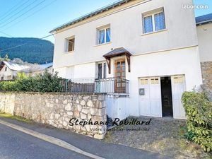 Maison 8 pièces 170 m²