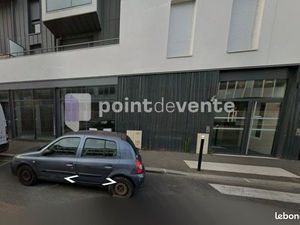 Local commercial 197 m²