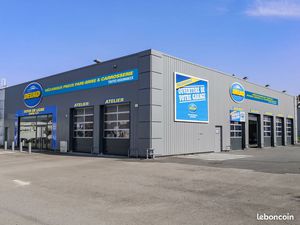 Garage automobile  garage 390 m² PLOUFRAGAN
