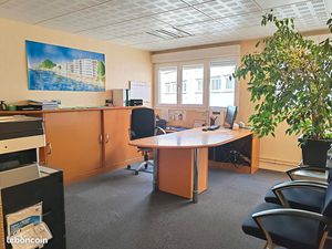 Bureaux 97 m² LE MANS
