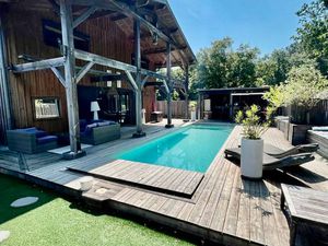 Villa 8 pièces 157 m²