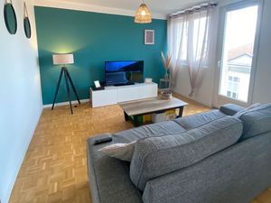 T4bis 76m2 refait DPE C + Garage & Cave - proche PIC et tram