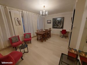 Lyon 2 Cordeliers – T3 meublé 60 m² - Rue calme