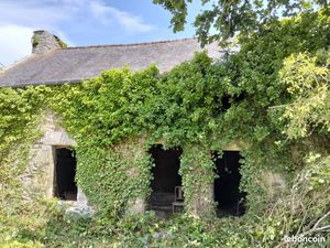 Maison entièrement à rénover  1.7km plage des 4 vaulx