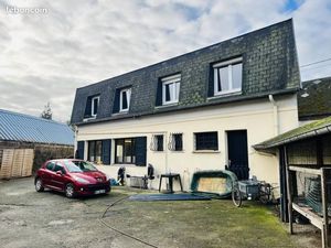Immeuble 9 pièces 218 m²