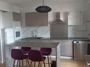 Appartement t2 à louer 50m2 avec loggia 12m2