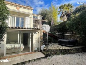 Maison 2 pièces 75 m²