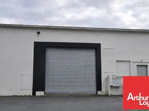 Local d'activité 270 m²