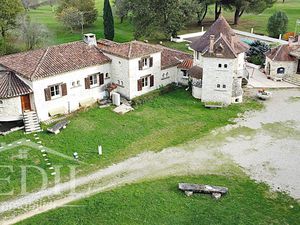 Propriété 8 pièces 250 m²